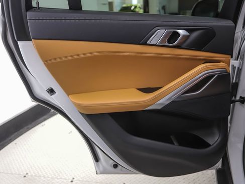 Used 2023 BMW X6 xDrive40i w/ Premium Package image 20