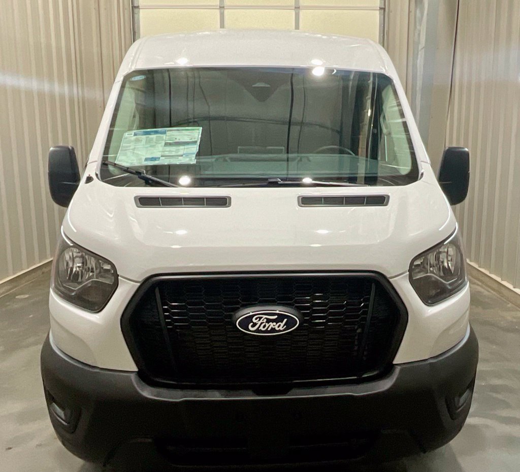 Used 2026 Ford Transit 150 148 Medium Roof w/ Fleet Fuel Economy Package RWD image 5