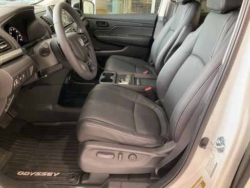 New 2026 Honda Odyssey EX-L image 4