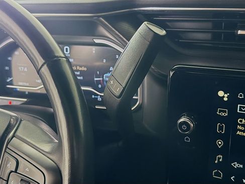 Used 2024 GMC Sierra 3500 Denali Ultimate image 21