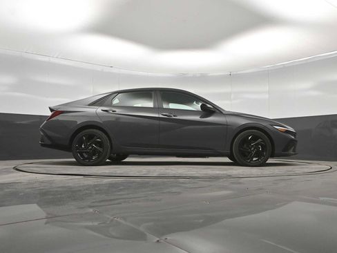 New 2026 Hyundai Elantra Sport FWD image 40