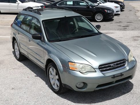 Used 2006 Subaru Outback 2.5i Special Edition AWD/4WD image 10