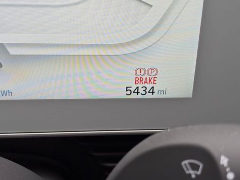 Used 2024 Hyundai Ioniq 5 SE image 28