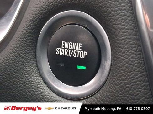 Certified 2023 Chevrolet Traverse LT w/ LT Premium Package image 30