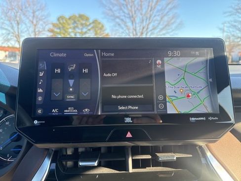 Used 2021 Toyota Venza Limited w/ Advanced Technology Package image 34