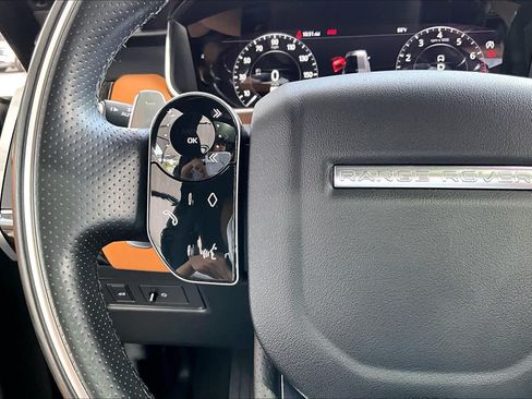 Used 2019 Land Rover Range Rover Sport Supercharged AWD/4WD image 24