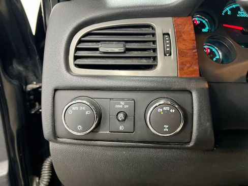 Used 2011 GMC Yukon SLT AWD/4WD image 17