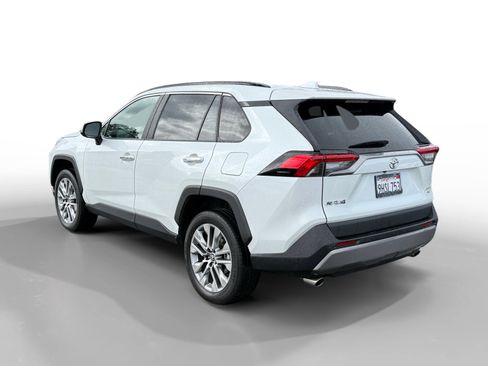 Used 2023 Toyota RAV4 Limited image 3