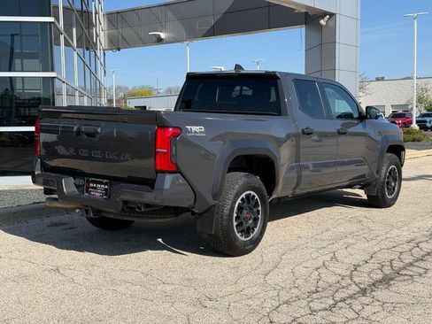 Used 2024 Toyota Tacoma TRD Off-Road w/ TRD Off Road Premium Package AWD/4WD image 3