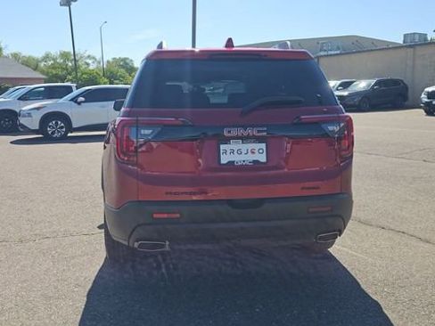 Used 2023 GMC Acadia SLT w/ Elevation Edition AWD/4WD image 7