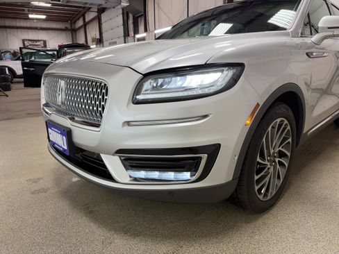 Used 2019 Lincoln Nautilus Reserve AWD/4WD image 39