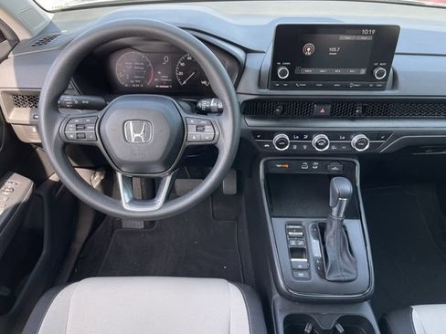 Used 2023 Honda CR-V EX image 10