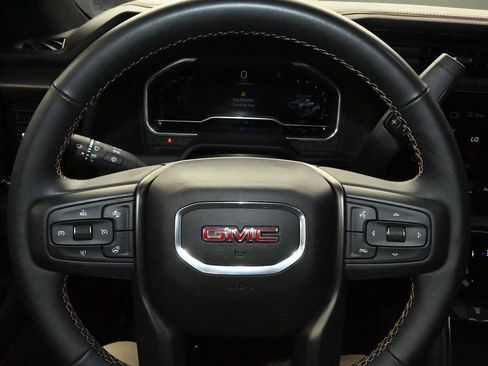 Used 2024 GMC Sierra 2500 AT4 w/ AT4 Premium Plus Package AWD/4WD image 16