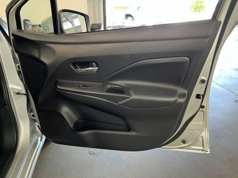 Used 2023 Nissan Versa SV FWD image 12