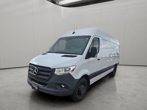 Used 2022 Mercedes-Benz Sprinter 3500 w/ Parking Package image 1