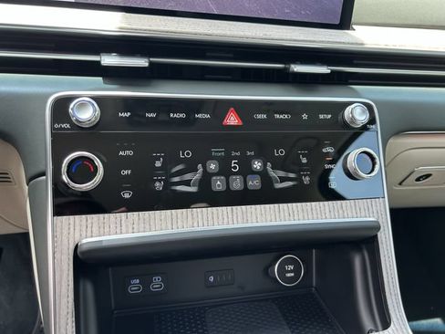 New 2027 Genesis GV80 3.5T Prestige AWD/4WD image 29