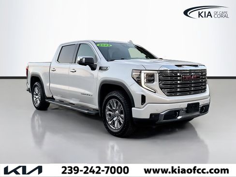 Used 2022 GMC Sierra 1500 Denali w/ Technology Package image 7