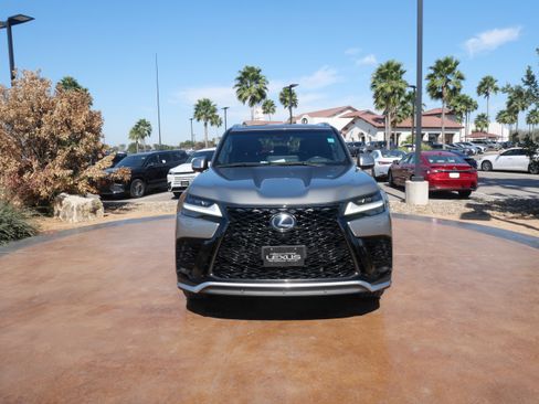 Used 2023 Lexus LX 600 F Sport w/ Accessory Package (Z1) image 6