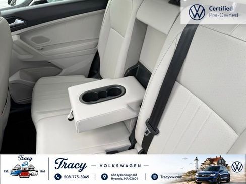 Certified 2023 Volkswagen Tiguan SE w/ Panoramic Sunroof Package FWD image 15