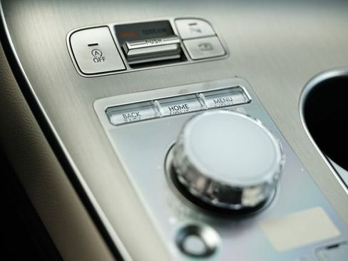 New 2026 Genesis GV70 2.5T Advanced image 38