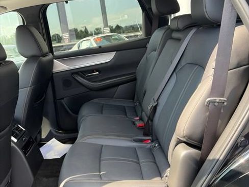 Certified 2026 MAZDA CX-90 3.3 Turbo w/ Preferred Package AWD/4WD image 21
