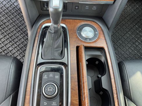 Certified 2023 Nissan Armada SL image 27