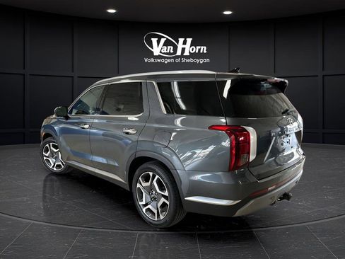 Used 2024 Hyundai Palisade Limited AWD/4WD image 5