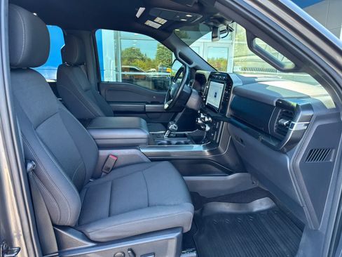 Used 2022 Ford F150 XLT w/ Equipment Group 302A High AWD/4WD image 4