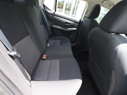 Used 2024 Nissan Sentra SV FWD image 22