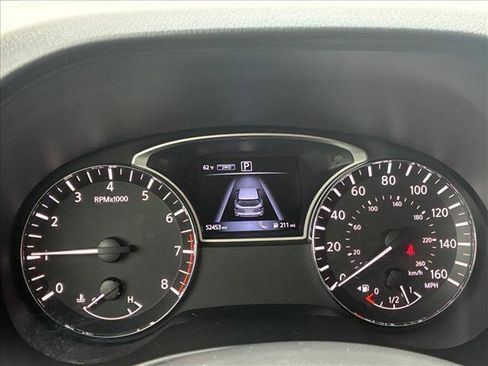 Used 2016 Nissan Pathfinder Platinum w/ Cargo Package image 13