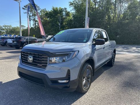 Used 2023 Honda Ridgeline Sport image 12