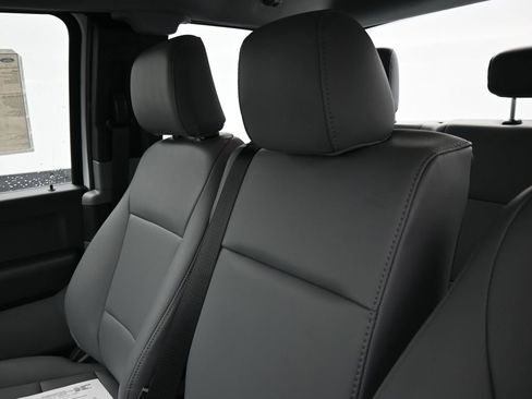 New 2026 Ford F350 XL w/ XL Chrome Package image 42