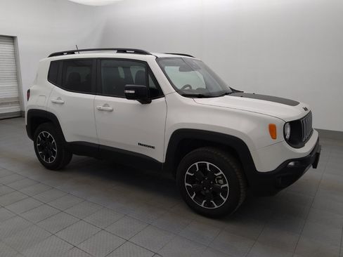 Used 2023 Jeep Renegade Latitude image 11