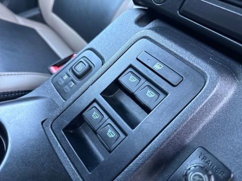 Used 2021 Ford Bronco Wildtrak image 11