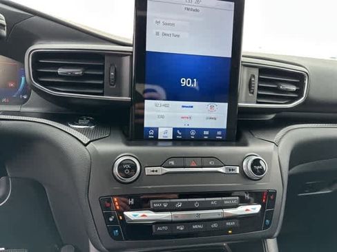 Used 2020 Ford Explorer ST w/ ST Street Pack image 9