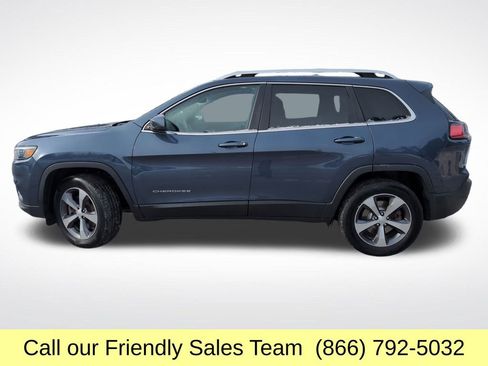 Used 2019 Jeep Cherokee Limited image 2