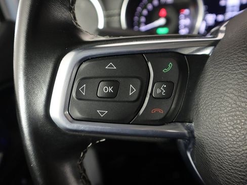 Used 2022 Jeep Wrangler Unlimited Sahara w/ Safety Group AWD/4WD image 15
