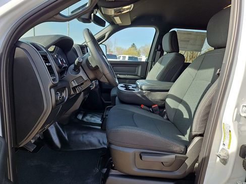 New 2026 RAM 2500 Tradesman AWD/4WD image 12