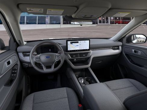New 2026 Ford Explorer Active RWD image 9