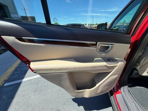 Used 2012 Hyundai Santa Fe GLS AWD/4WD image 19