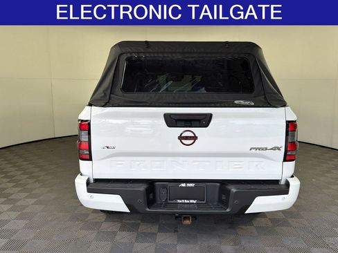 Used 2023 Nissan Frontier PRO-4X w/ Pro-4X Premium Package AWD/4WD image 6