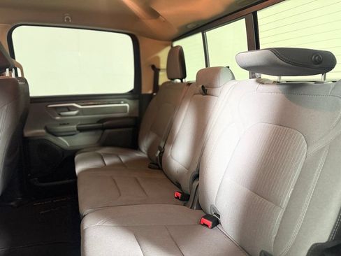 Used 2020 RAM 1500 Big Horn AWD/4WD image 25