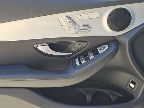 Certified 2022 Mercedes-Benz GLC 300 4MATIC image 23