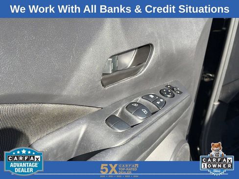 Used 2024 Nissan Kicks S image 25