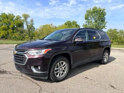 Used 2021 Chevrolet Traverse LT