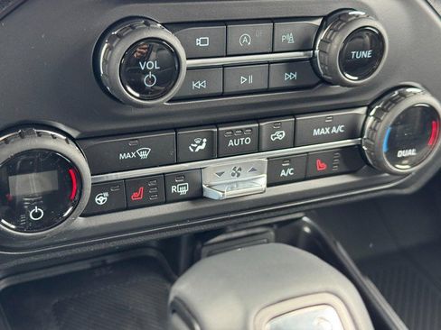 New 2026 Ford Bronco Outer Banks image 17