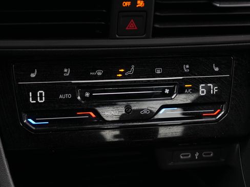 Used 2025 Volkswagen Jetta GLI Autobahn FWD image 22