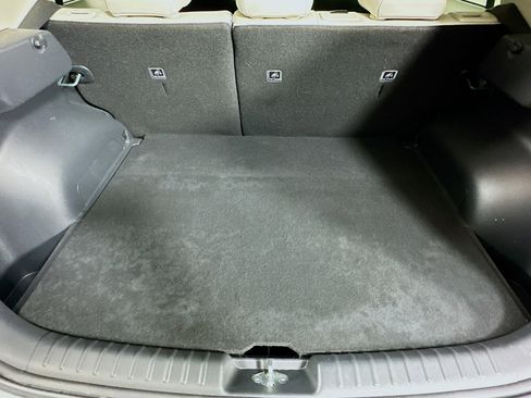 Used 2023 Kia Niro Wind FWD image 28