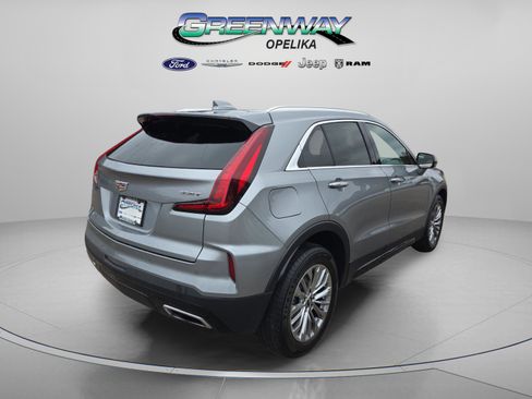 Used 2024 Cadillac XT4 Premium Luxury image 13
