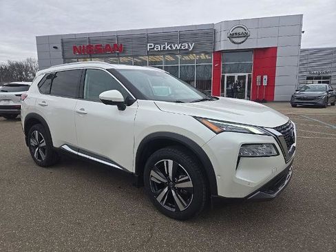 Certified 2023 Nissan Rogue SL w/ SL Premium Package image 1